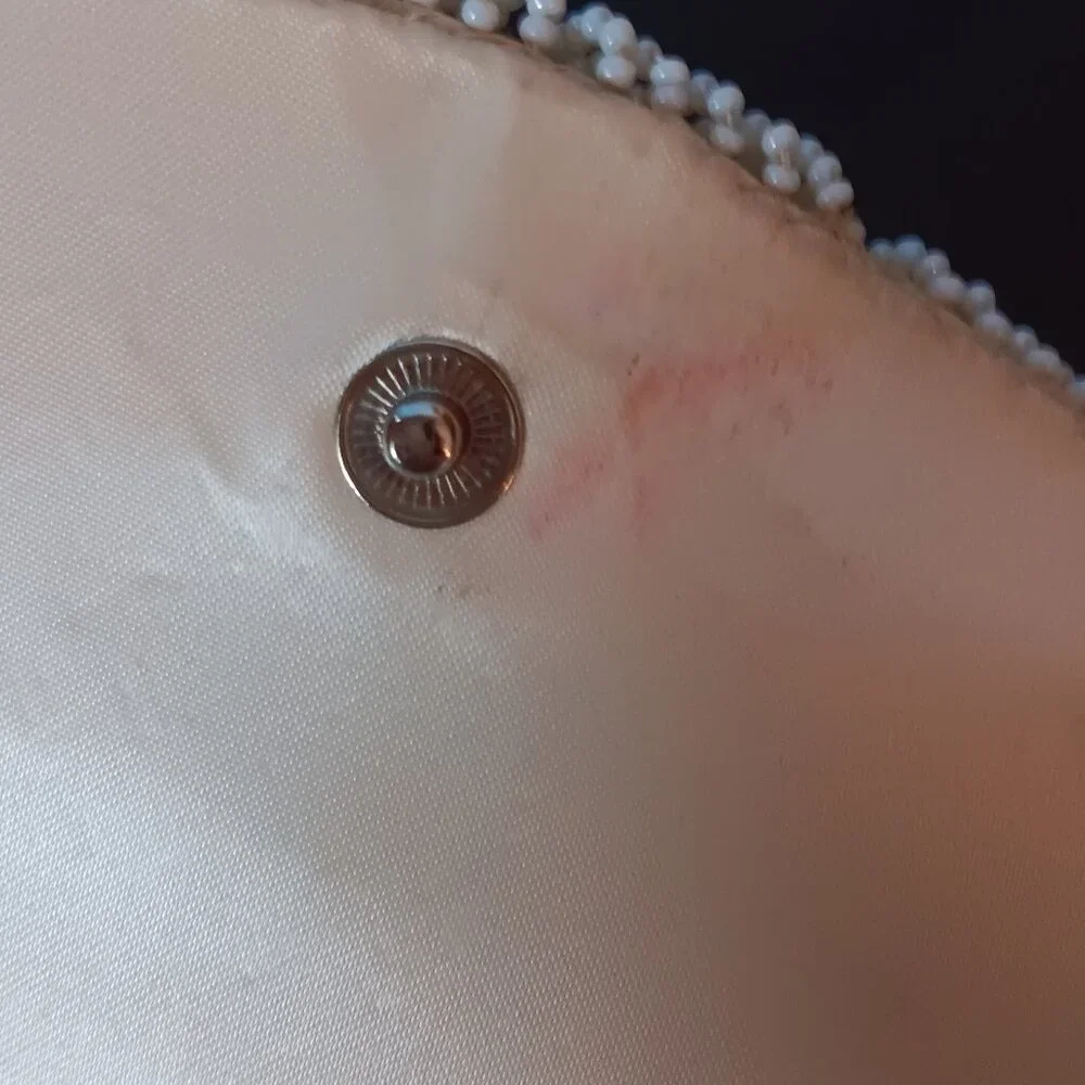Vintage Hand Made in Hong Kong cream micro beads and sequin evening purse